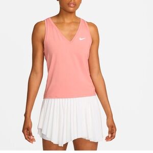 Nike-Tennis Tank Top Dri-Fit Court Tank Top
Women’s Medium